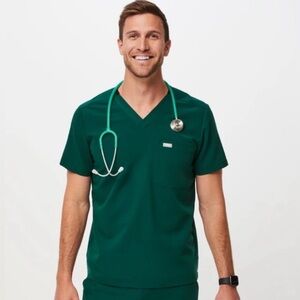 Figs Leon 3 Pocket V-Neck Scrub Top- Men’s Large